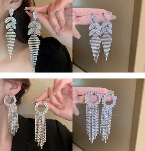 Exquisite silver rhinestone fringe dangle earrings, European style exaggerated luxury jewelry.
