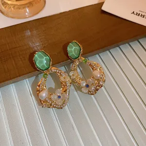 Vintage Hofstil Strass Blume Perle Ohrringe, Luxus Gold Metall einzigartiges Design.