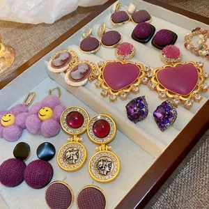 Vintage French Style Alloy Rhinestone Earrings With Silver Earring Post Elegant Purple Butterfly Floral Cross Portrait Drops For Women Luxury Jewelry
