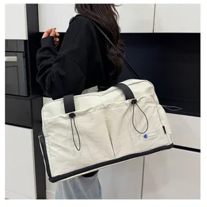 Travel fashion duffel bag large capacity crossbody shoulder bag for women yoga fitness.