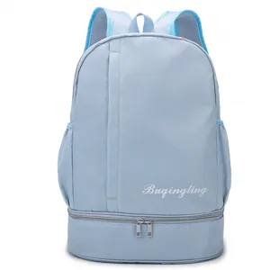 Zaino sportivo azzurro con scomparto scarpe, tessuto oxford, zaino casual per viaggi e sport.