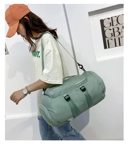 Grande capacita borsa da viaggio cilindrica casual da donna per uso quotidiano all'aperto.