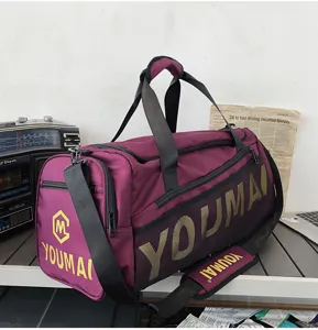 Grand sac de sport de voyage avec compartiment chaussures et poche humide pour la salle de gym.