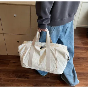 Large capacity duffel bag, casual travel tote and yoga fitness gym bag for daily outdoor use.
