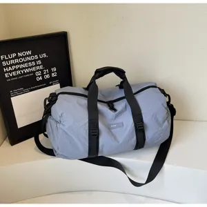 Waterproof travel duffel bag sports fitness shoulder messenger bag casual versatile gym bag.