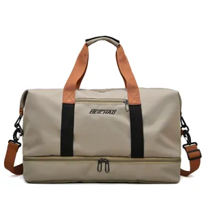 Grand sac de voyage de sport avec séparation humide et sèche et bandoulière vue principale