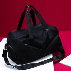 Grand sac de sport de voyage avec compartiment a chaussures pour fitness et entrainement.
