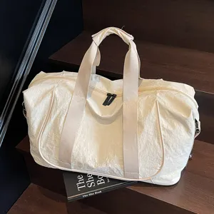 Lightweight oxford cloth travel duffel bag, casual handheld gym bag for outdoor sports.