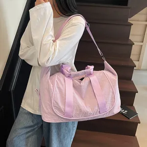 Lightweight purple oxford travel duffel bag large capacity yoga gym bag for outdoor travel.
