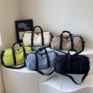 Casual travel duffel bag versatile waterproof nylon gym shoulder crossbody bag for daily use