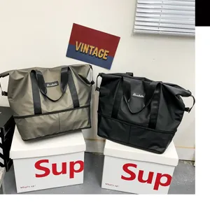 Grande borsa da viaggio per palestra con separazione umido secco, borsa sportiva espandibile.