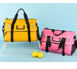 Grande borsa da palestra sportiva impermeabile con separazione bagnato asciutto e vano scarpe.