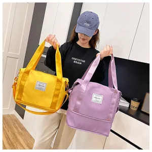 Small expandable fitness travel bag tote bag with large capacity and shoulder strap for women