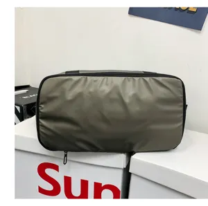 Borsa da viaggio sportiva fitness impermeabile espandibile con separazione umido secca per palestra.