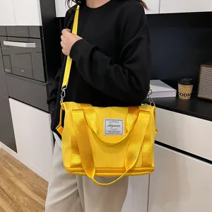Small Fitness Bag Women Expandable Waterproof Travel Duffel Bag Oxford Cloth Dry Wet Separation Sports Shoulder Bag