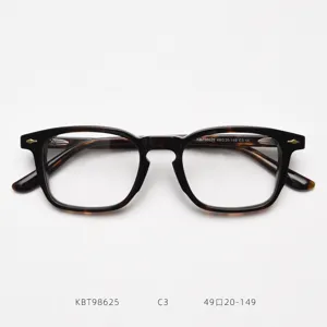 Japanese retro acetate optical eyeglass frame, tortoise shell square optical glasses detail.