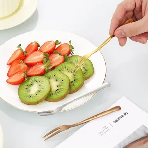 Stainless steel fruit forks set, elegant gold dessert cake forks for home and hotel use.