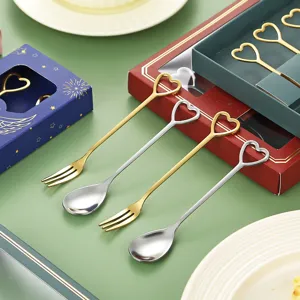 Stainless steel heart-shaped spoon fork set creative gift tableware with box for coffee and dessert.