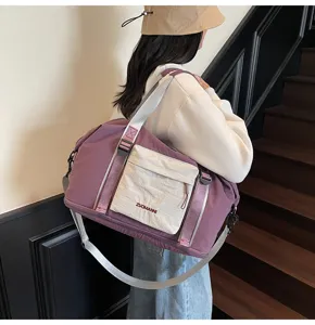 Bolso de viaje grande para mujer, bolsa deportiva ligera y elegante para gimnasio y escapadas.