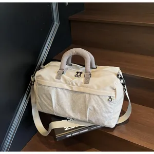 Grand sac de voyage, sac de sport étanche et fourre-tout pour hommes et femmes en voyage.