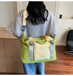 Gran bolsa de viaje para mujer, bolso deportivo elegante y espacioso para fin de semana.
