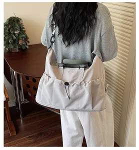 Gran bolsa de viaje para mujer, bolso de hombro extensible y ligero muy practico.