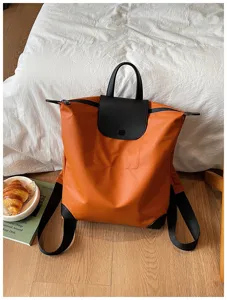 Zaino casual elegante per commuter con grande capacità, leggero e design alla moda.