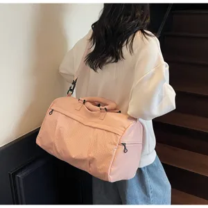 Pink large capacity travel duffel bag lightweight fitness gym bag waterproof shoulder bag