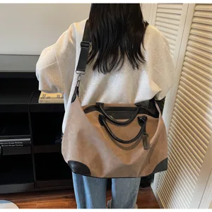 Elegante borsa da viaggio in camoscio per brevi viaggi, tracolla pratica per lavoro e tempo libero.