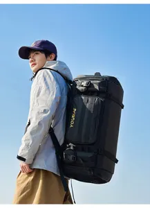 Detailansicht des multifunktionalen Outdoor Sportrucksacks, schwarze große Reisetasche.