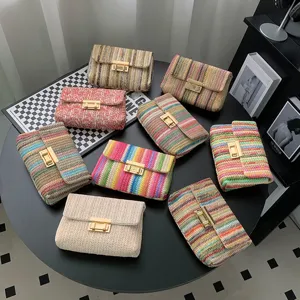 Damen Stroh gewebte Umhängetasche Urlaub bunte Streifen Kette Schultertasche Drehverschluss Klappdeckel Strand kleine quadratische Tasche