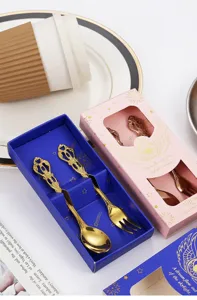 Ensemble cadeau cuillère et fourchette en acier inoxydable rétro café art de la table détail