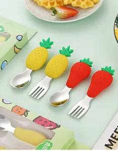Siliconen roestvrij staal kinderbestek set met fruit lepel en vork detailweergave