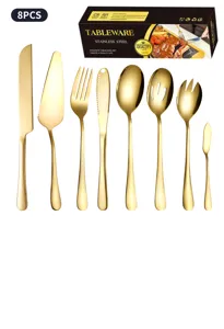 8-delige gouden roestvrijstalen bestekset, elegante bestekdetails en presentatiewergave.