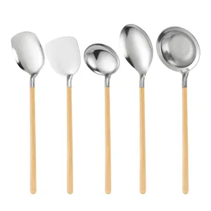 Juego de utensilios de cocina de acero inoxidable con mango de madera cuchara colador