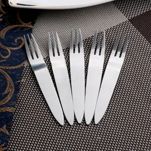 Stainless steel fruit forks set, creative mini dessert forks for home and restaurant use.