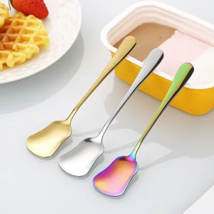 Ensemble de cuillères à dessert créatives en acier inoxydable avec design de gourde pour café.