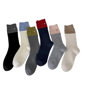 Chaussettes mi-hautes epaisses en laine cachemire automne hiver femme boutons bloc de couleur