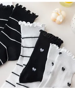 Calcetines de mujer con volantes y malla transpirable a rayas y lazo bonitos y chic