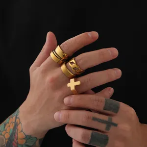 Ensemble de bagues géométriques vintage dorées pour hommes 5pcs croix chaîne bijoux punk