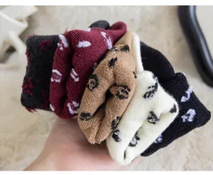 Dicke Wintersocken aus Frottee für Damen, bequeme Plüsch Baumwolle Mittelsocken.