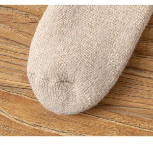 Dicke Winterwollsocken Detailansicht, kuschelige warme Kaschmir Frottee Socken für Damen.
