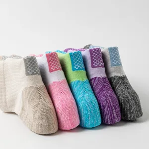 Breathable towel bottom athletic running socks for marathon hiking tennis basketball.