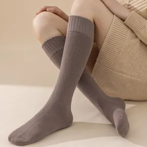 Einfarbige gerippte gefütterte verdickte kniehohe Socken für Damen Herbst Winter warme Kleidung