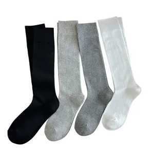 Unifarbene gerippte lange Socken für Damen, kniehohe lässige Wadenstrümpfe im 4er-Set