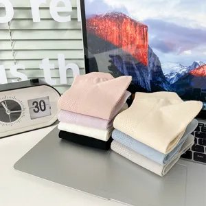 Calcetines cortos transpirables de malla para mujer verano color sólido corte bajo casual
