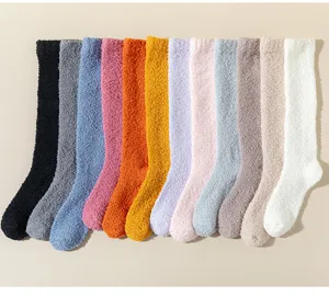 Damen flauschige Korallenfleece lange Socken Winter dicke warme gemütliche Schlaf Bodensocken