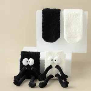Cute hand-in-hand coral fleece fuzzy socks, thick warm plush winter floor sleep socks for women.
