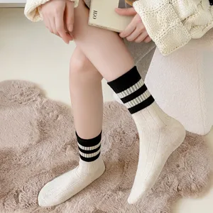 Calcetines de invierno gruesos para mujer a rayas calcetines de algodón cálidos ropa casual diaria