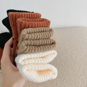 Damen Plüsch gefütterte warme Wintersocken, dicke kuschelige Hausschuhe Socken für kalte Tage.